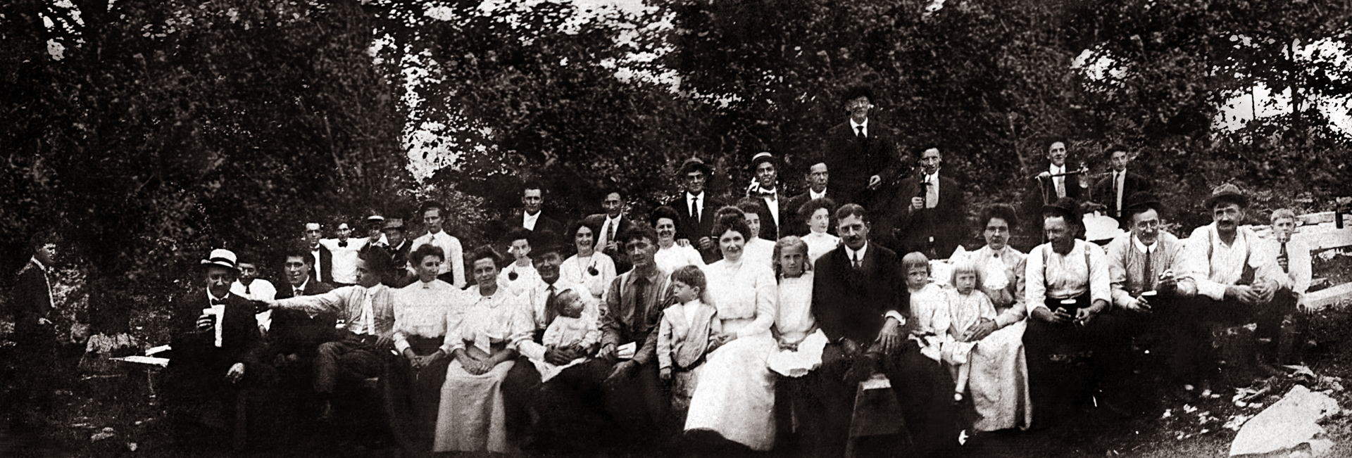 McManus Family Picnic, Erie PA (ca 1911)