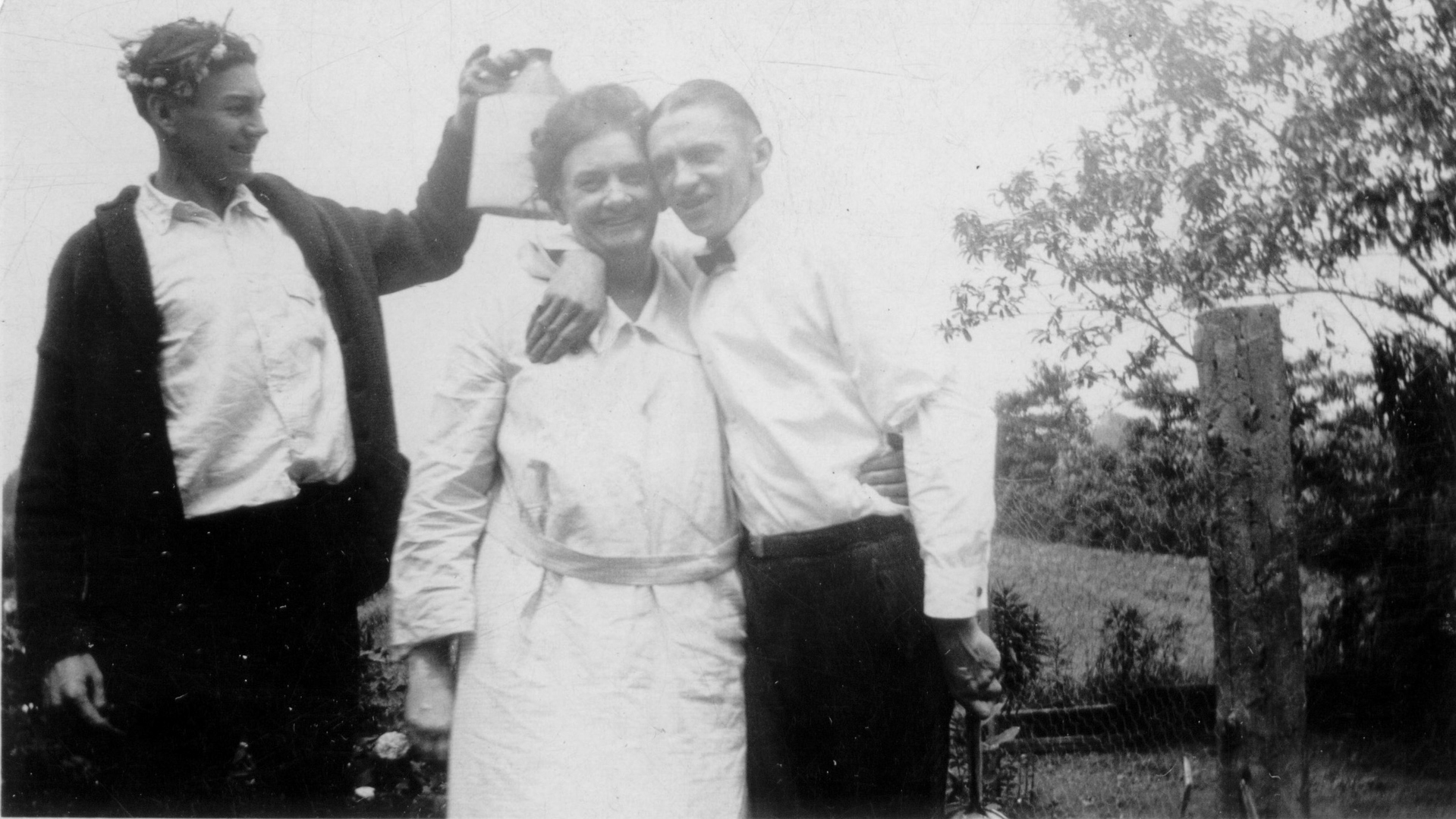 Agnes McManus Roath with cousin George Kaiser (right) and nephew Clyde McManus