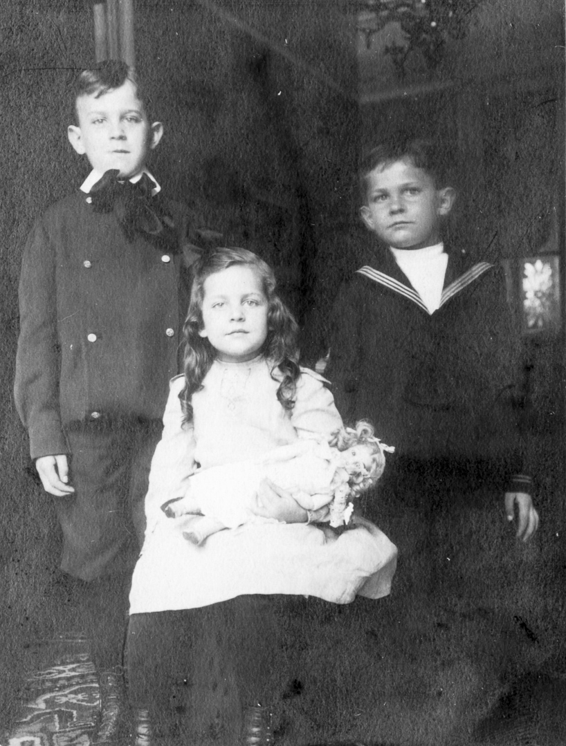 Children of Dr D.D. & Jennie Tagg Ashley: Homer, Dexter Jr, Helen Carolyn (New York City 1905)